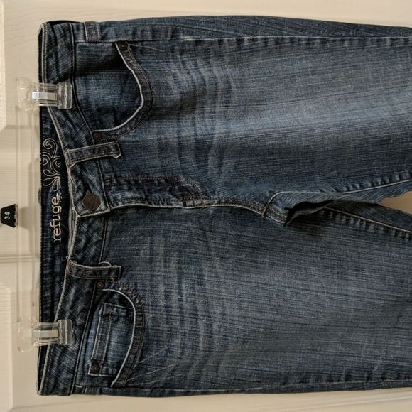 Refuge Junior's Cuffed Straight Leg Jeans Size 11 - Picture 2 of 11